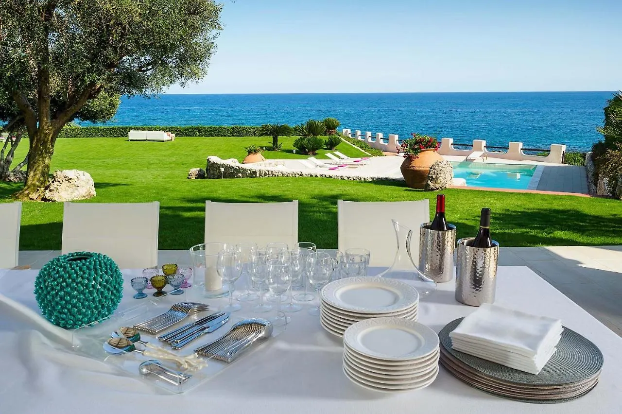 Villa Blue Moon Fontane Bianche Italia