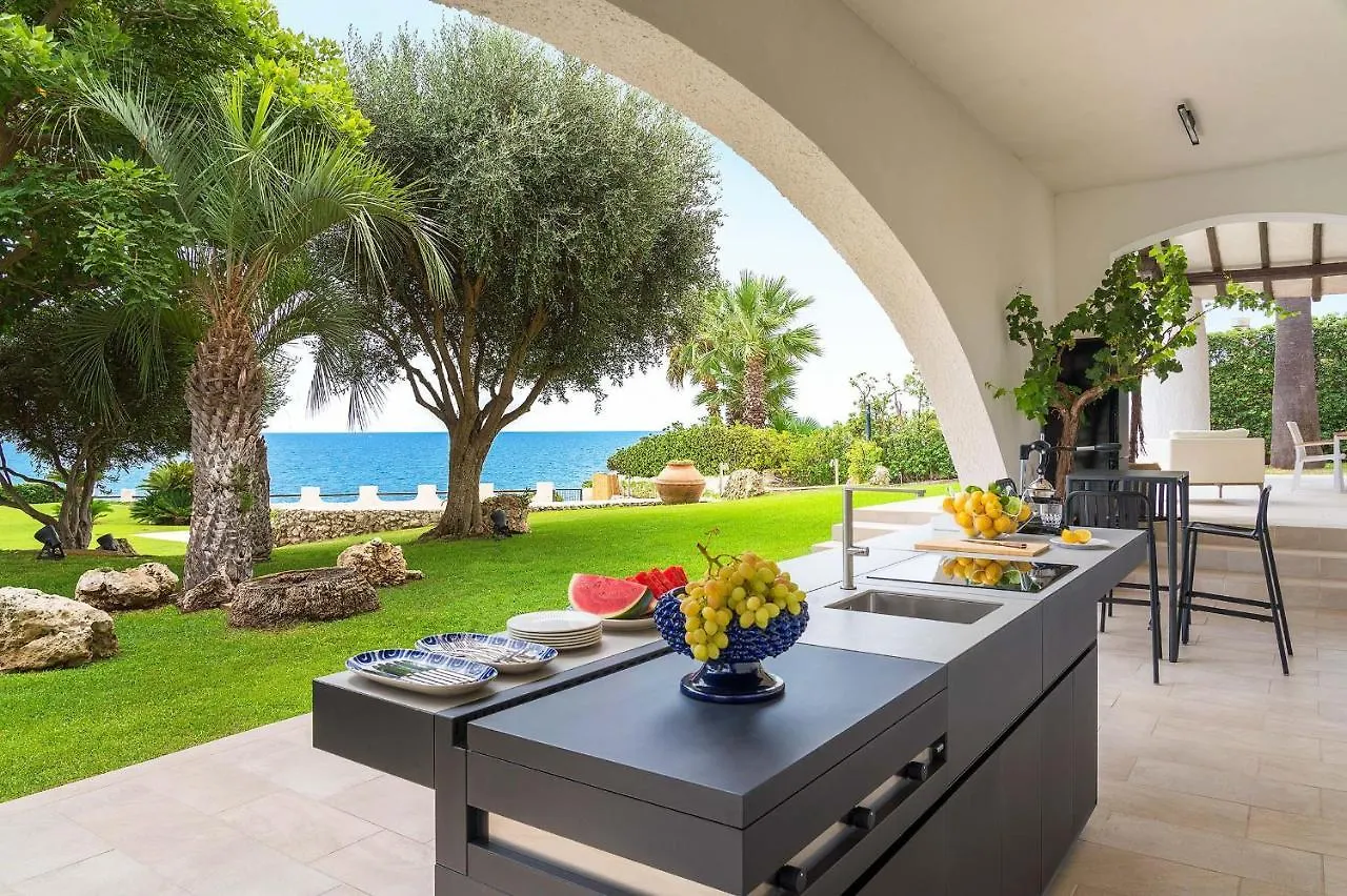 Villa Blue Moon Fontane Bianche
